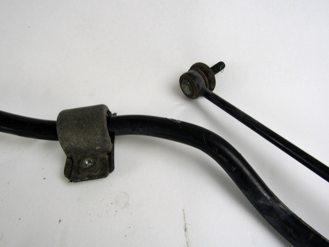 SPREDNJI STABILIZATOR OEM N. 51839988 ORIGINAL REZERVNI DEL FIAT GRANDE PUNTO 199 (2005 - 2012) BENZINA/GPL LETNIK 2009