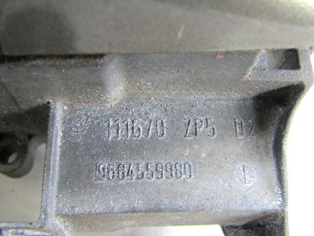 ZUNANJA KLJUKA SPREDNJA DESNA VRATA OEM N. 9684559980 ORIGINAL REZERVNI DEL PEUGEOT 5008 0U 0E MK1 (2009 - 2013) DIESEL LETNIK 2011