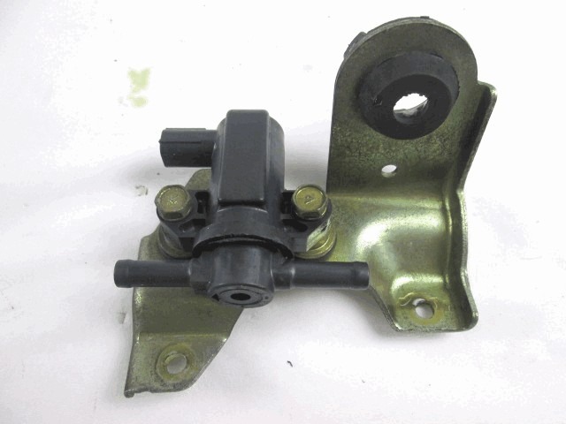 ELEKTROVENTIL  OEM N. 22448-7S015 ORIGINAL REZERVNI DEL NISSAN TITAN (2003 - 2015)BENZINA LETNIK 2006