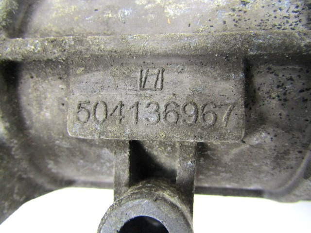 EGR VENTIL/IZMENJALNIK OEM N. 504136967 ORIGINAL REZERVNI DEL CITROEN JUMPER MK2 (2006 - 2014) DIESEL LETNIK 2007