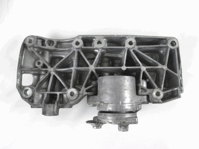 NOSILCI MOTORJA/DRUGO OEM N. 11168506863 ORIGINAL REZERVNI DEL BMW SERIE 1 BER/COUPE F20/F21 (2011 - 2015) DIESEL LETNIK 2014