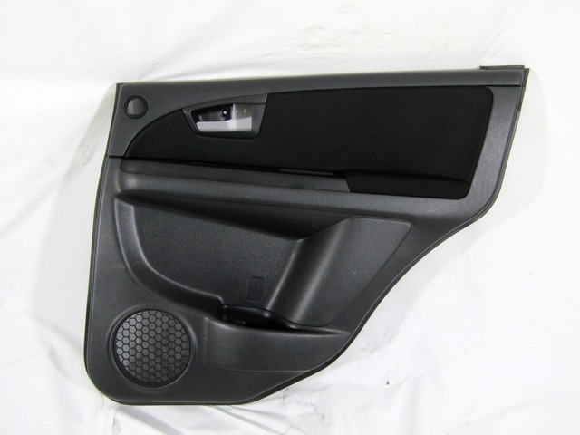 VRATNI PANEL OEM N. PNPDTFT16FYRSV5P ORIGINAL REZERVNI DEL FIAT SEDICI FY R (05/2009 - 2014) BENZINA LETNIK 2010