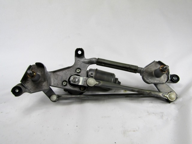 MOTORCEK PREDNJIH BRISALCEV OEM N. 38110-81K00 ORIGINAL REZERVNI DEL FIAT SEDICI FY R (05/2009 - 2014) BENZINA LETNIK 2010