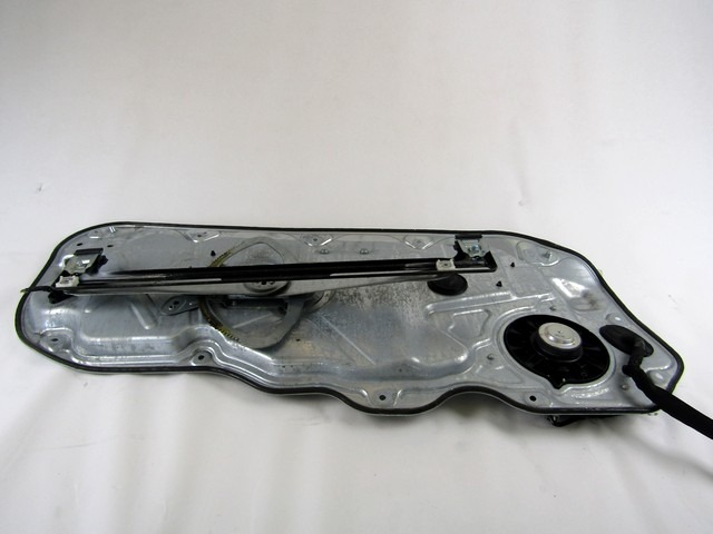 MEHANIZEM VETROBRANSKEGA STEKLA PREDNJIH VRAT OEM N. 30784510 ORIGINAL REZERVNI DEL VOLVO C30 533 (2006 - 2012)DIESEL LETNIK 2011