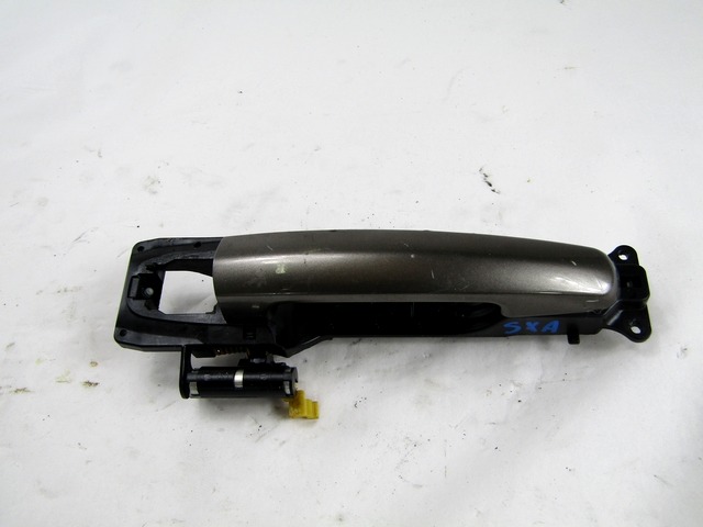 ZUNANJA KLJUKA SPREDNJA LEVA VRATA OEM N. 71743893 ORIGINAL REZERVNI DEL FIAT SEDICI FY R (05/2009 - 2014) BENZINA LETNIK 2010