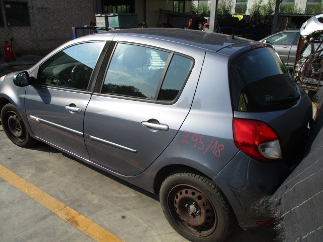 RENAULT CLIO R 1.5 D 63KW 5M 5P (2009) RICAMBI IN MAGAZZINO