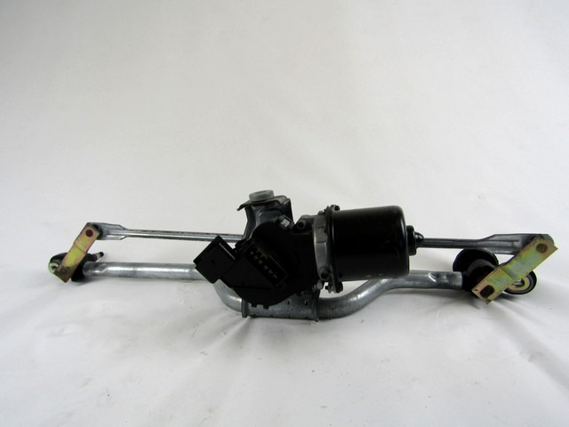 MOTORCEK PREDNJIH BRISALCEV OEM N. 7701056500 ORIGINAL REZERVNI DEL RENAULT CLIO BB CB MK2 R / CLIO STORIA (05/2001 - 2012) DIESEL LETNIK 2004