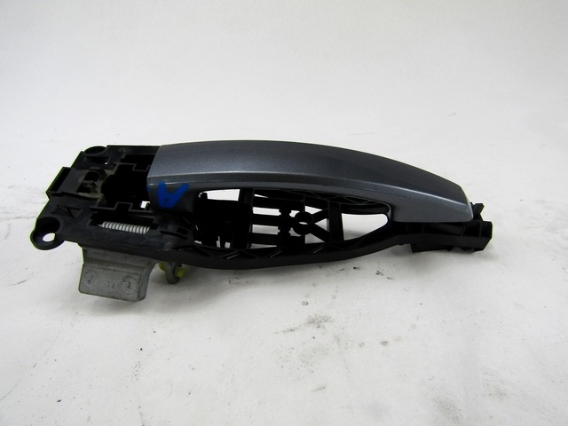 ZUNANJA KLJUKA SPREDNJA LEVA VRATA OEM N. 13142770 ORIGINAL REZERVNI DEL OPEL ASTRA H A04 L48,L08,L35,L67 5P/3P/SW (2004 - 2007) DIESEL LETNIK 2005