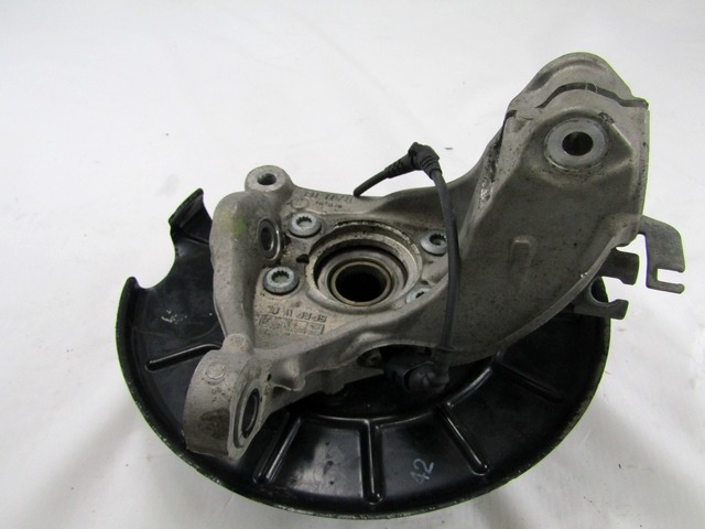 VRTLJIVI LEZAJ DESNO / PESTO KOLESA Z LEZAJEM SPREDAJ OEM N. 3C0407254F 5K0498621 ORIGINAL REZERVNI DEL VOLKSWAGEN PASSAT B6 3C2 3C5 BER/SW (2005 - 09/2010)  DIESEL LETNIK 2006