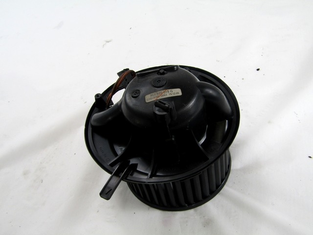 VENTILATOR  KABINE  OEM N. 3C1820015G ORIGINAL REZERVNI DEL VOLKSWAGEN PASSAT B6 3C2 3C5 BER/SW (2005 - 09/2010)  DIESEL LETNIK 2006