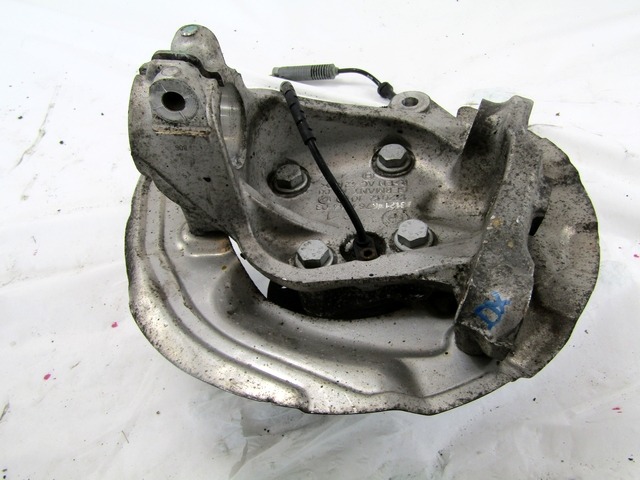 VRTLJIVI LEZAJ DESNO / PESTO KOLESA Z LEZAJEM SPREDAJ OEM N. 31216764444 ORIGINAL REZERVNI DEL BMW SERIE 3 BER/SW/COUPE/CABRIO E90/E91/E92/E93 (2005 -2009) DIESEL LETNIK 2008