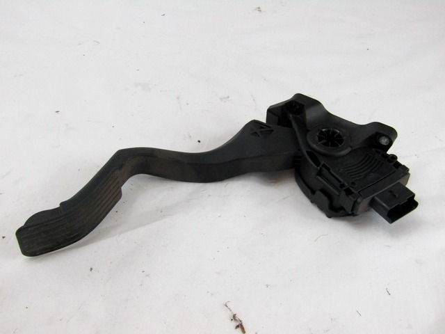 PEDALI OEM N. 9671433780 ORIGINAL REZERVNI DEL CITROEN C3 MK2 SC (2009 - 2016) DIESEL LETNIK 2011