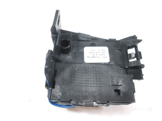 CENTRALNO ZAKLEPANJE OEM N. 51167150174 ORIGINAL REZERVNI DEL BMW SERIE 3 BER/SW/COUPE/CABRIO E90/E91/E92/E93 (2005 -2009) DIESEL LETNIK 2008