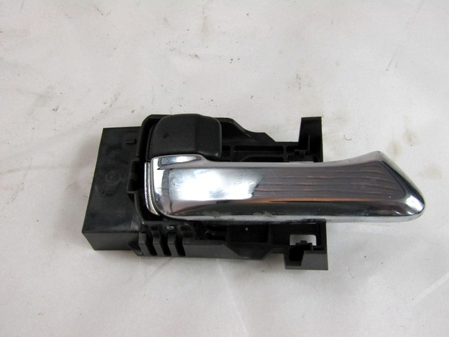 NOTRANJA KLJUKA  OEM N. 8974086681 ORIGINAL REZERVNI DEL ISUZU D-MAX TFR TFS MK1 (2003 - 2008) DIESEL LETNIK 2010