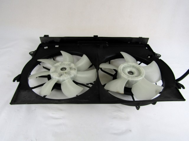 VENTILATOR HLADILNIKA OEM N. 16363-0G050 ORIGINAL REZERVNI DEL TOYOTA COROLLA E12 (2000 - 2006) DIESEL LETNIK 2006