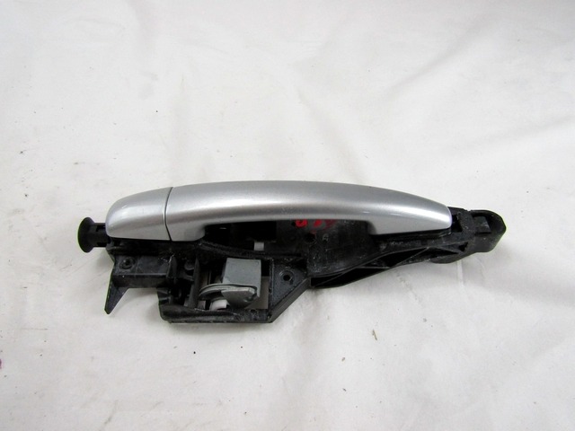 ZUNANJA KLJUKA ZADNJA LEVA VRATA OEM N. 9675341680 ORIGINAL REZERVNI DEL CITROEN C4 PICASSO/GRAND PICASSO MK1 (2006 - 08/2013) DIESEL LETNIK 2011