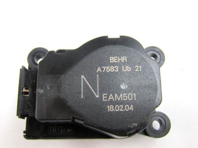 MOTORCEK OGREVANJA OEM N. A7583UB21 ORIGINAL REZERVNI DEL MERCEDES CLASSE S W220 (1998 - 2006)DIESEL LETNIK 2004