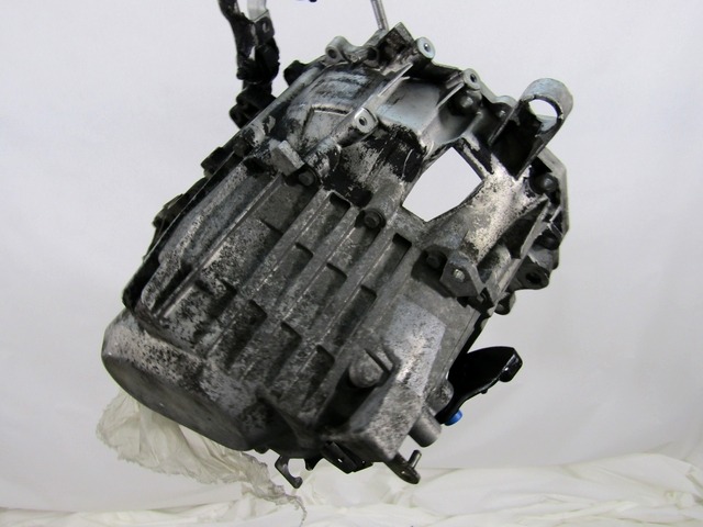 ROCNI MENJALNIK OEM N. 1023678 1023704 ORIGINAL REZERVNI DEL VOLVO V70 MK2 285 (2000 - 2007) DIESEL LETNIK 2000