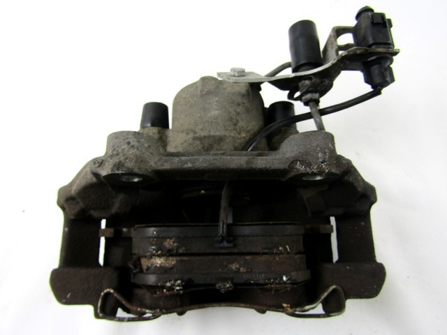 SPREDNJE LEVE ZAVORNE CELJUSTI  OEM N. 8E0615123A ORIGINAL REZERVNI DEL VOLKSWAGEN PASSAT B5 3B2 3B5 BER/SW (08/1996 - 11/2000)DIESEL LETNIK 1999