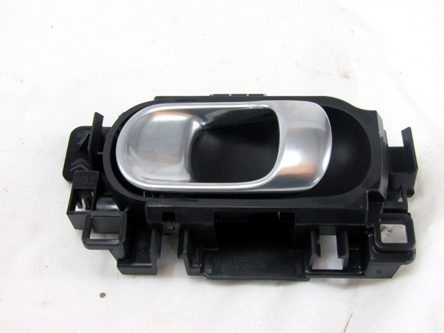 NOTRANJA KLJUKA  OEM N. 9825130877 ORIGINAL REZERVNI DEL CITROEN C3 SX SY MK3 (DAL 2016) DIESEL LETNIK 2017