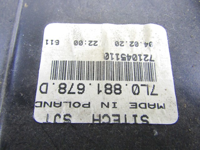 PREDAL ZA DOKUMENTE OEM N. 7L0881678D ORIGINAL REZERVNI DEL PORSCHE CAYENNE 9PA MK1 (2003 -2008) BENZINA LETNIK 2004