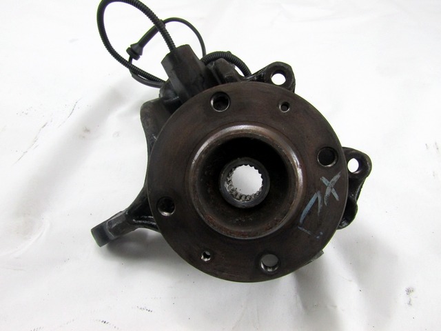 VRTLJIVI LEZAJ DESNO / PESTO KOLESA Z LEZAJEM SPREDAJ OEM N. 1607557580 ORIGINAL REZERVNI DEL CITROEN C3 / PLURIEL MK1R (09/2005 - 11/2010) BENZINA LETNIK 2008