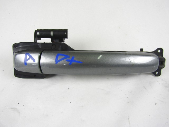 ZUNANJA KLJUKA SPREDNJA DESNA VRATA OEM N. 71743891 ORIGINAL REZERVNI DEL FIAT SEDICI FY (2006 - 4/2009) DIESEL LETNIK 2006