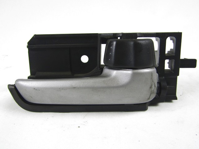 NOTRANJA KLJUKA  OEM N. 71743443 ORIGINAL REZERVNI DEL FIAT SEDICI FY (2006 - 4/2009) DIESEL LETNIK 2006