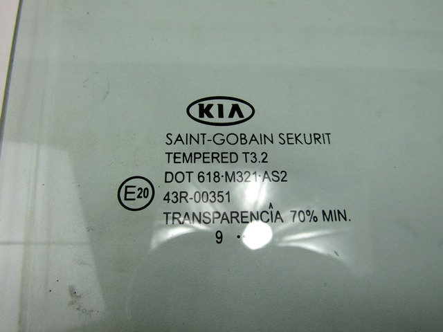 STEKLO ZADNJIH DESNIH VRAT OEM N. 834211H500 ORIGINAL REZERVNI DEL KIA CEE'D / PRO CEE'D MK1 ED (2006-2012) DIESEL LETNIK 2010