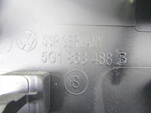 SREDINSKA KONZOLA  OEM N. 5G1863488B ORIGINAL REZERVNI DEL VOLKSWAGEN GOLF VII 5G1 BQ1 BE1 BE2 BA5 BV5 MK7 (2012 - 2017)DIESEL LETNIK 2015