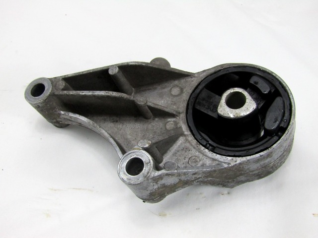 NOSILCI MOTORJA/DRUGO OEM N. 24459803 ORIGINAL REZERVNI DEL OPEL ASTRA H A04 L48 L08 L35 L67 R 5P/3P/SW (2007 - 2010) BENZINA LETNIK 2009