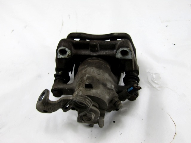 ZADNJE DESNE ZAVORNE CELJUSTI  OEM N. 93179159 ORIGINAL REZERVNI DEL OPEL ASTRA H A04 L48 L08 L35 L67 R 5P/3P/SW (2007 - 2010) DIESEL LETNIK 2008