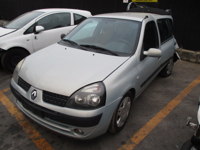 RENAULT CLIO 1.5 D 48KW 5M 5P (2003) RICAMBI IN MAGAZZINO