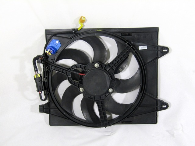 VENTILATOR HLADILNIKA OEM N. 51839668 ORIGINAL REZERVNI DEL LANCIA Y YPSILON 312 (dal 2011)DIESEL LETNIK 2012