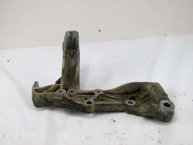 NOSILCI MOTORJA/DRUGO OEM N. 1K0199296E ORIGINAL REZERVNI DEL AUDI A3 MK2 8P 8PA 8P1 (2003 - 2008)DIESEL LETNIK 2008