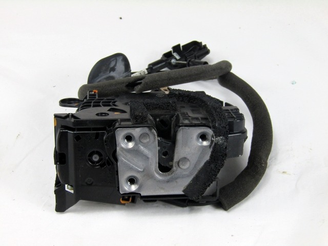 CENTRALNI ZAKLEP SPREDNJIH VRAT  OEM N. 805024563R ORIGINAL REZERVNI DEL RENAULT CLIO BH KH MK4 (2012 - 2019)DIESEL LETNIK 2016