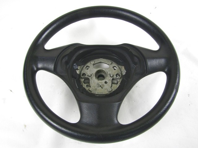 VOLAN OEM N. 676307603 ORIGINAL REZERVNI DEL BMW SERIE 1 BER/COUPE/CABRIO E81/E82/E87/E88 (2003 - 2007) DIESEL LETNIK 2006