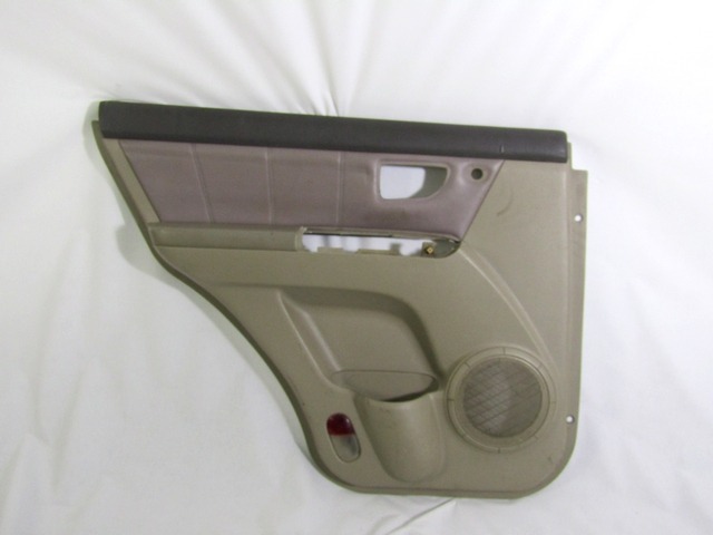 VRATNI PANEL OEM N. PNPSTKISORENTOJCMK1SV5P ORIGINAL REZERVNI DEL KIA SORENTO JC MK1 (2002 - 2009) DIESEL LETNIK 2006