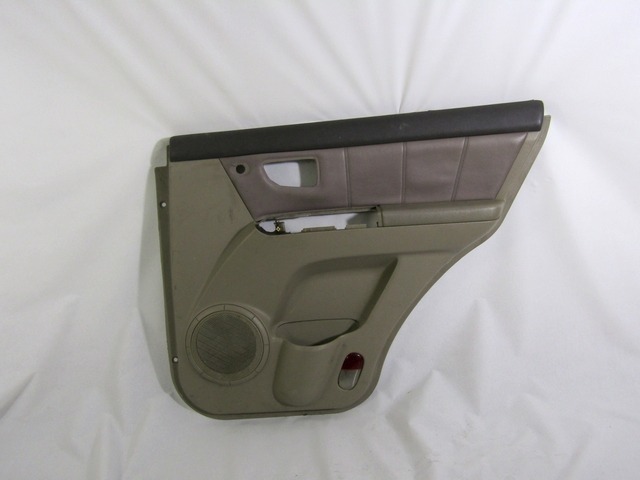 VRATNI PANEL OEM N. PNPDTKISORENTOJCMK1SV5P ORIGINAL REZERVNI DEL KIA SORENTO JC MK1 (2002 - 2009) DIESEL LETNIK 2006