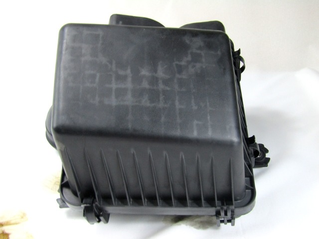 FILTAR ZRAKA OEM N. 28110-3E200 ORIGINAL REZERVNI DEL KIA SORENTO JC MK1 (2002 - 2009) DIESEL LETNIK 2006