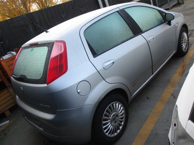 FIAT GRANDE PUNTO 1.3 D 55KW 5M 5P (2005) RICAMBI IN MAGAZZINO