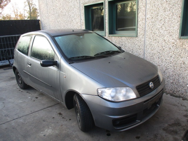 FIAT PUNTO 1.3 51KW 5M D 3P (2004) RICAMBI IN MAGAZZINO