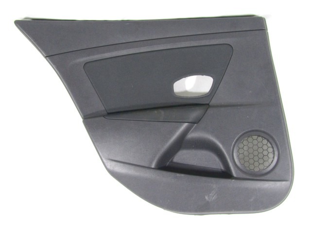 VRATNI PANEL OEM N. PNPSTRNMEGANEBZ01MK3SW5P ORIGINAL REZERVNI DEL RENAULT MEGANE MK3 BZ0/1 B3 DZ0/1 KZ0/1 BER/SPORTOUR/ESTATE (2009 - 2015) DIESEL LETNIK 2013