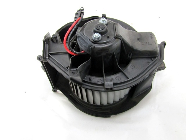 VENTILATOR  KABINE  OEM N. 4F0820020A ORIGINAL REZERVNI DEL AUDI A6 C6 4F2 4FH 4F5 BER/SW/ALLROAD (07/2004 - 10/2008) DIESEL LETNIK 2007