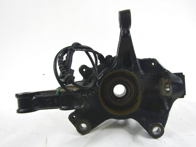 VRTLJIVI LEZAJ DESNO / PESTO KOLESA Z LEZAJEM SPREDAJ OEM N. 400147163R ORIGINAL REZERVNI DEL RENAULT MEGANE MK3 BZ0/1 B3 DZ0/1 KZ0/1 BER/SPORTOUR/ESTATE (2009 - 2015) DIESEL LETNIK 2013