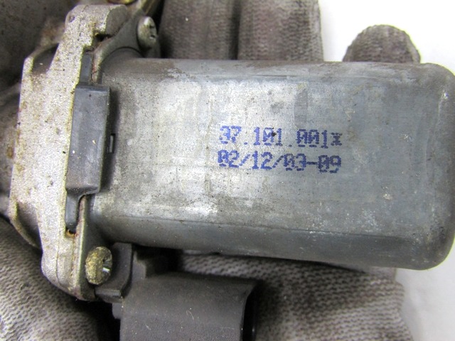 MEHANIZEM DVIGA ZADNJIH STEKEL  OEM N. 467397940 ORIGINAL REZERVNI DEL ALFA ROMEO 147 937 (2001 - 2005)DIESEL LETNIK 2004