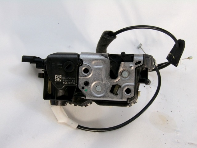 CENTRALNI ZAKLEP SPREDNJIH VRAT  OEM N. 9800616580 ORIGINAL REZERVNI DEL PEUGEOT 308 4A 4B 4C 4E 4H MK1 BER/SW/CC (2007 - 2013) DIESEL LETNIK 2012