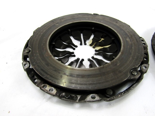 SKLOPKA OEM N. 301018787R ORIGINAL REZERVNI DEL RENAULT SCENIC XMOD / SCENIC JZ0/1 MK3 R (2012 - 2016) DIESEL LETNIK 2012