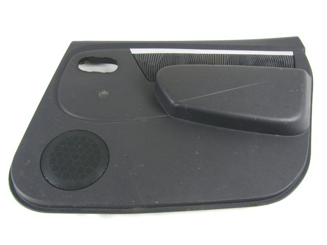 VRATNI PANEL OEM N. PNPSTDCLOGANMK1SW5P ORIGINAL REZERVNI DEL DACIA LOGAN MK1 (2004 - 2013) BENZINA/GPL LETNIK 2009