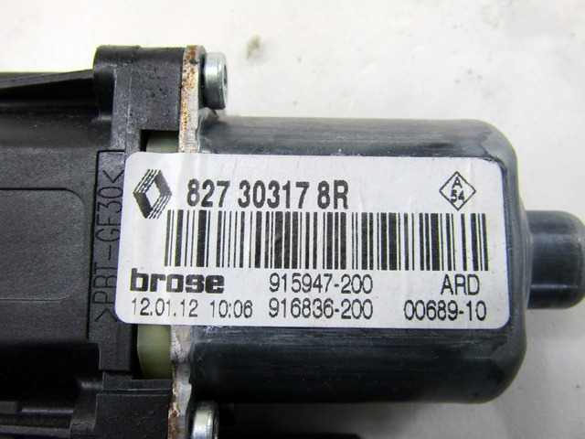 MOTORCEK ELEKTRICNEGA POMIKA ZADNJEGA STEKLA  OEM N. 827303178R ORIGINAL REZERVNI DEL RENAULT SCENIC XMOD / SCENIC JZ0/1 MK3 R (2012 - 2016) DIESEL LETNIK 2012